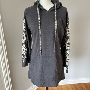 A&A Clothing Inc. gray Embroidered hoodie size large soft office hooded casual